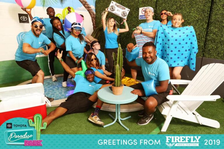 Mercedes with friends at Firefly 2019