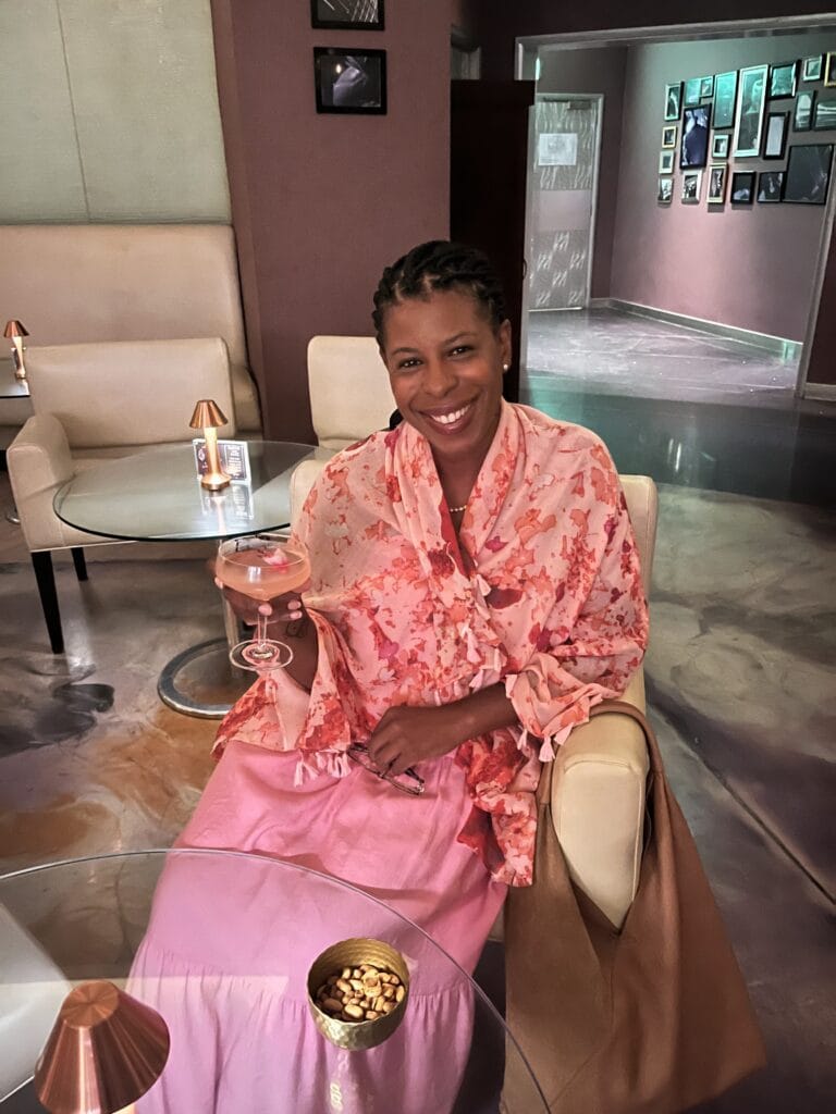 DG Speaks - Lifestyle - Color Pallet - Mercedes out on the town in Qatar in pink sophistication