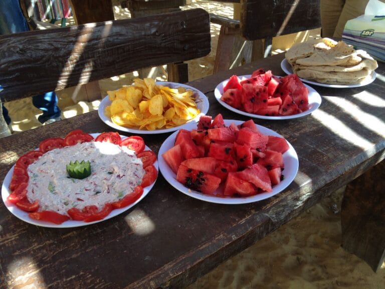 Exploring Egyptian Cuisine: Cucumber Dill Yogurt (Salatet Zabadi)