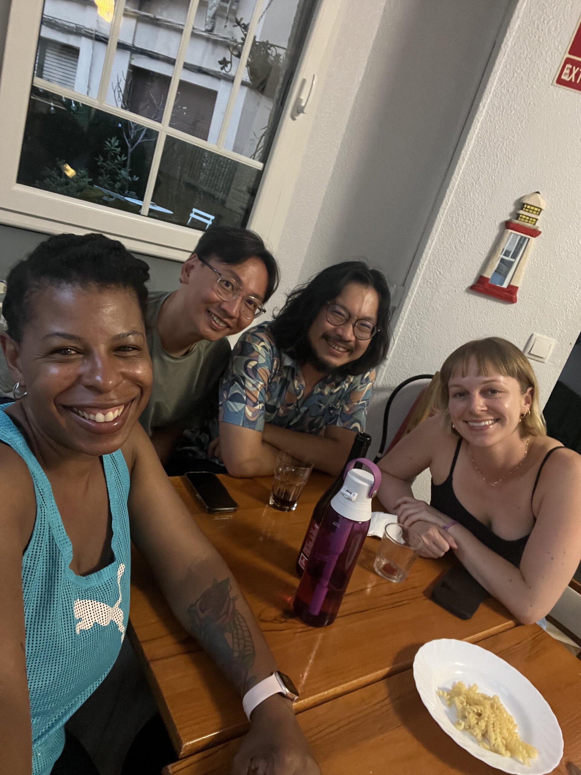 Mercedes having dinner with 3 other fellow pilgrims at Pamplona hostel